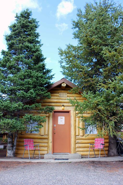 Sleepy Hollow Lodge West Yellowstone Exterior photo