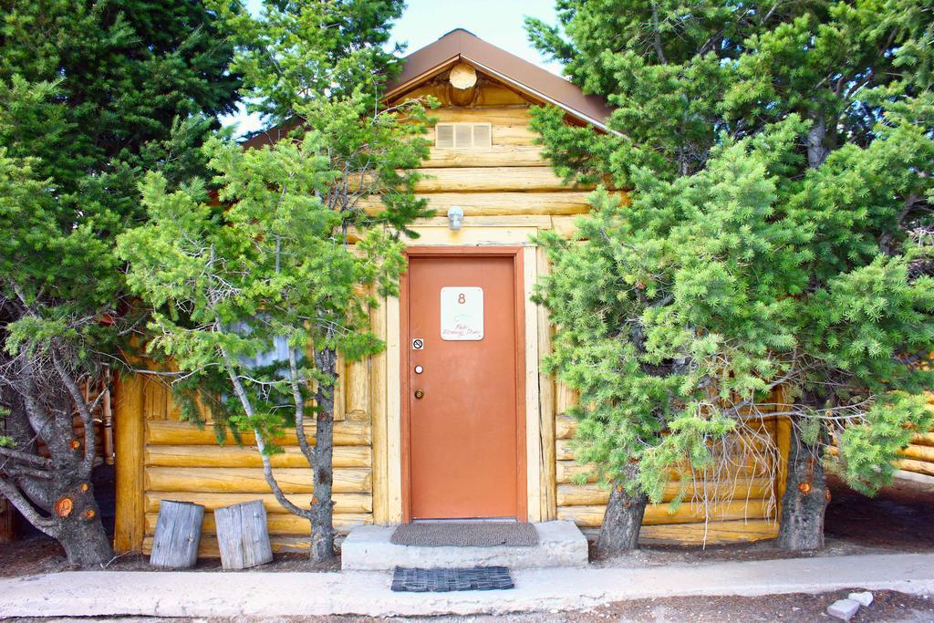 Sleepy Hollow Lodge West Yellowstone Exterior photo